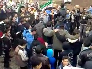 Video herunterladen: فري برس   درعا مهد الثورة  بلدة نمر مظاهرة طلابية7 2 2012