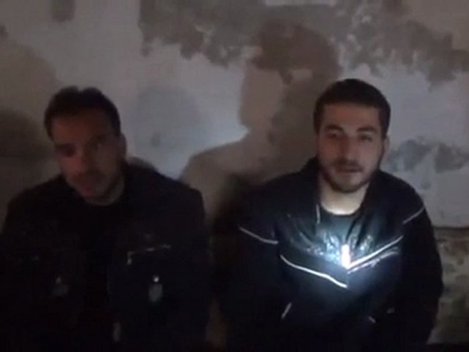 فري برس   إدلب عملية استيلاء على سيارة امن كتائب احرار الشام  6 2 2012