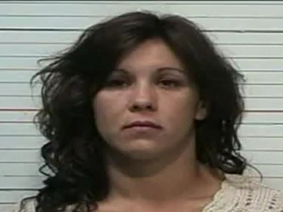 Mother Slashes Her Baby's Throat