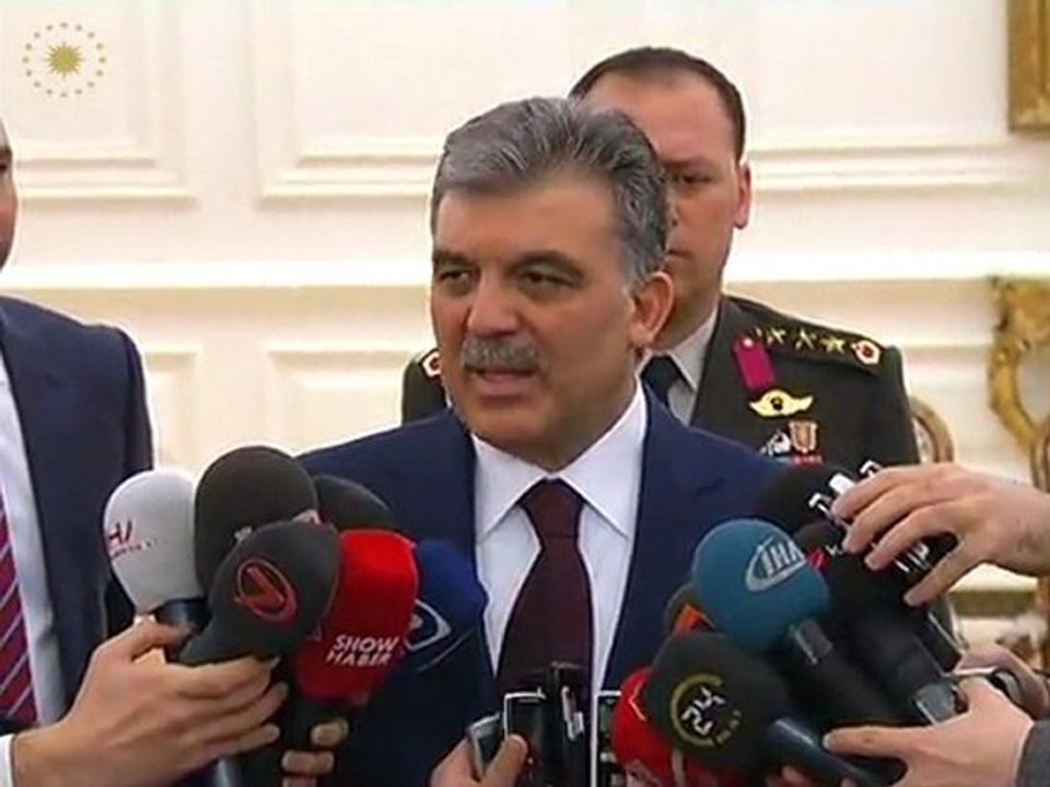 Cumhurbaşkanı Gül’den Açıklama: “Ümit Ediyorum Herkes Soğukkanlılığını Korur”