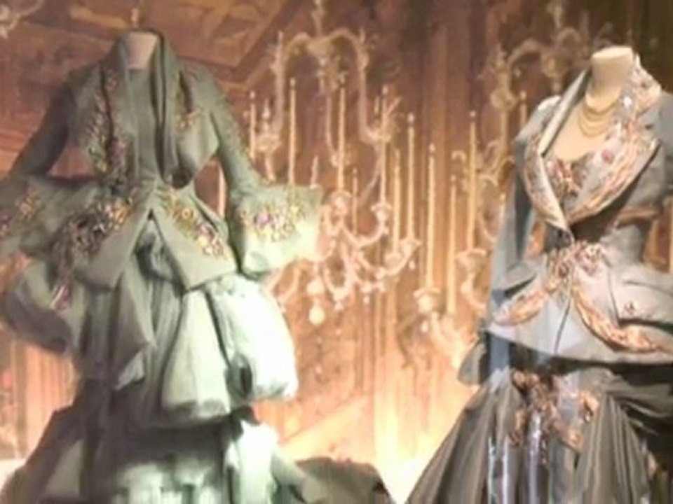 Exposition "Le Grand Bal Dior"