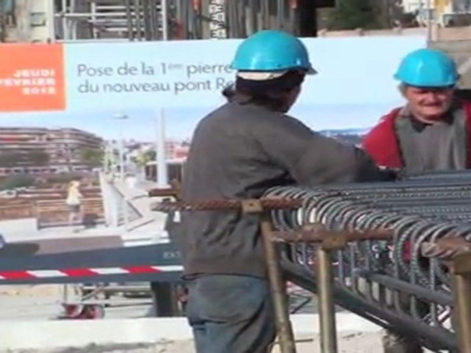 Pose de la 1ère pierre du nouveau Pont René Coty dans le cadre de l'extension Ligne 1 du Tramway Pont Michel