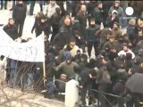 Atene: sciopero e scontri anti-austerity