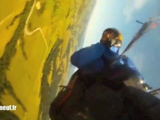 Parapentiste contre vent