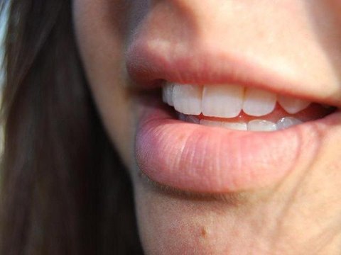 Astuce beauté : blanchir ses dents