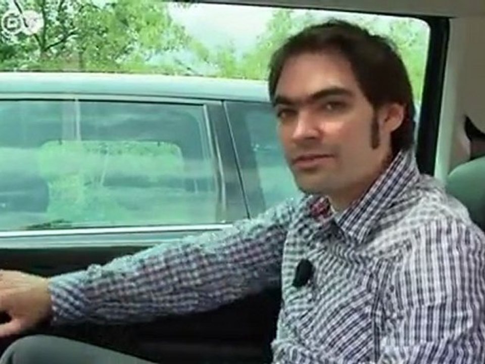 The Seat Alhambra vs Ford Galaxy | drive it!