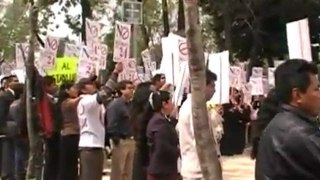 Mexico protestas contra la reforma de enseñanza obligatoria de religion