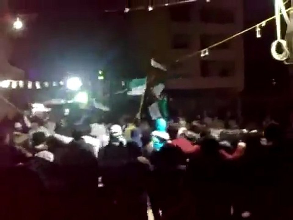 فري برس   دمشق حي برزة مسائية الثوار نصرة لحمص7 2 2012