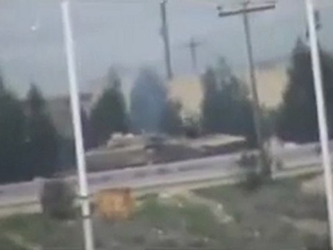 فري برس حماة تحرك الدبابات واطلاق نار عند جسر المزارب 7 2 2012