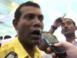 Clashes as Maldives' ex-president vows fightback