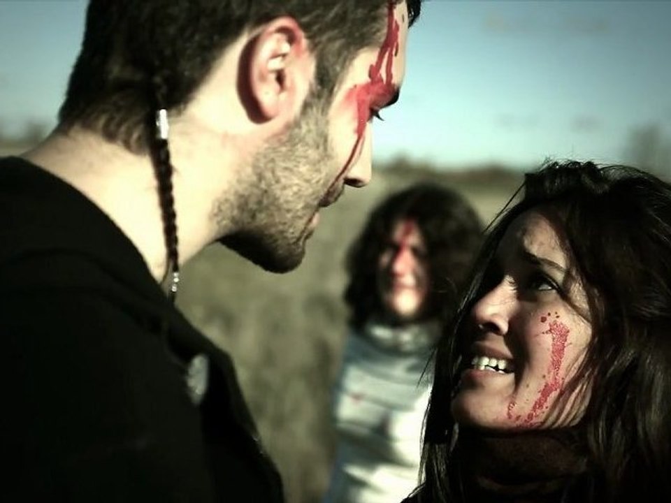 Trailer Alba