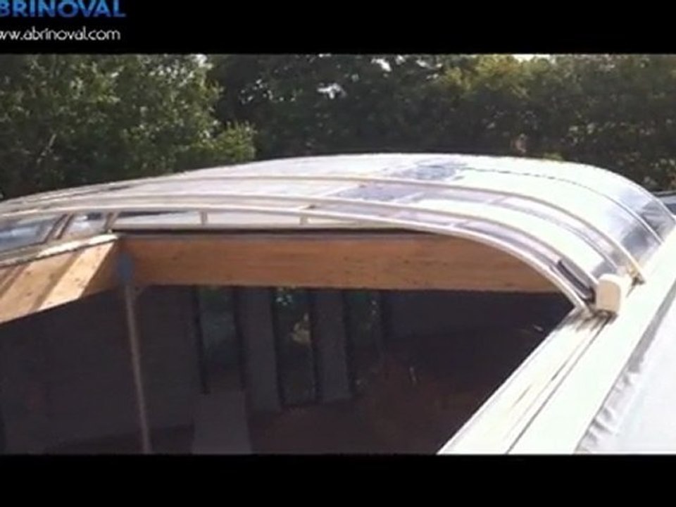 Ouverture abris piscine telescopique abrinoval