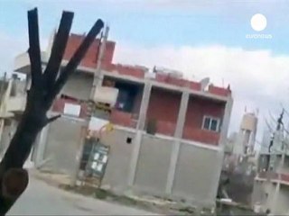 Suriye ordusu Humus'u ablukaya aldı