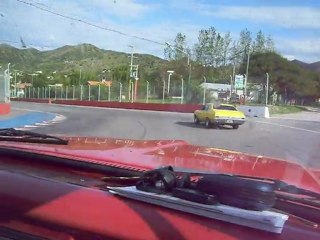 vuelta al autodromo matutina