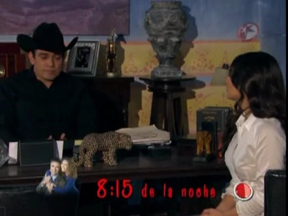 Rogelio y Paula hablan con Bruno de negocios