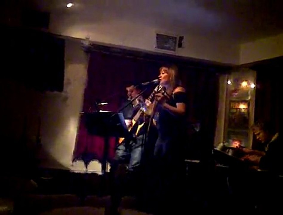 ÖZLEM YÜKSEK&SERGIO/NAZENDE SEVGİLİM (ÇİÇEK BAR)