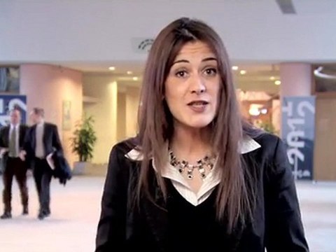 Sandrine Bélier appelle à la mobilisation citoyenne face à ACTA