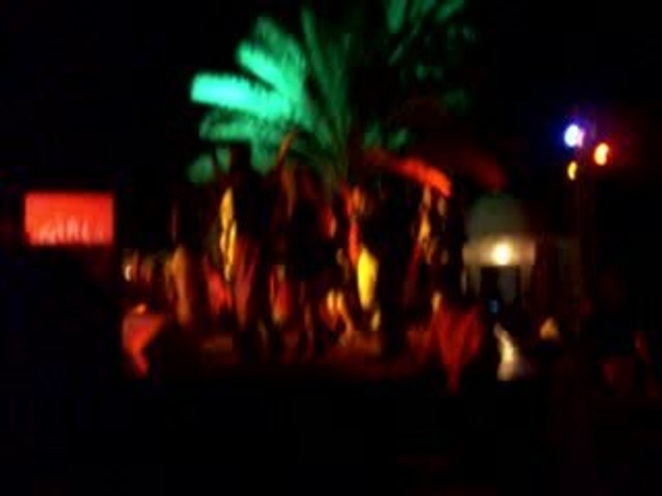 crazy sign Gala