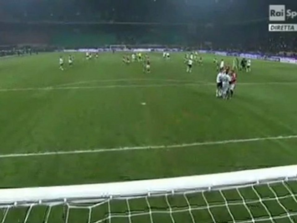 Το επεισόδιο του Ιμπραΐμοβιτς με τον Στοράρι