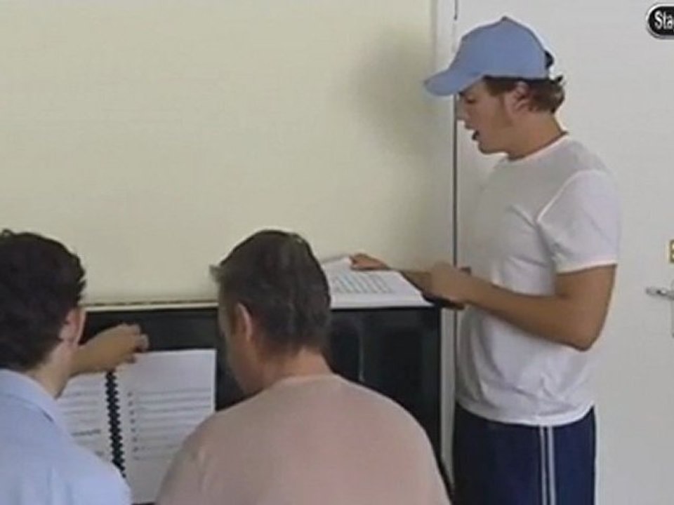 Stagehand TV-The Making of 'The Phantom of the Opera'-1