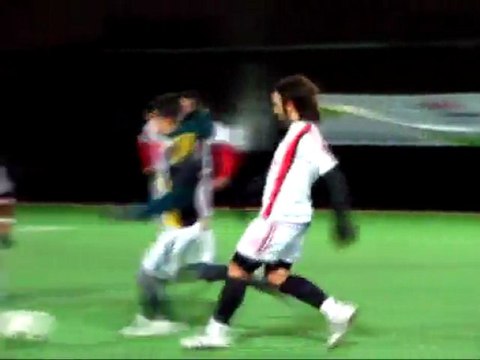 08,02 Bahcedeki Fener - Havuzbaşı