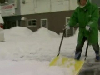 Japan snow death toll rises