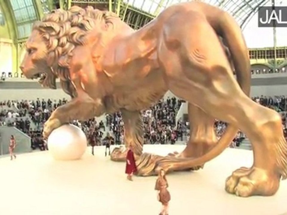 Chanel Haute-Couture, Fall / Winter 2010-2011