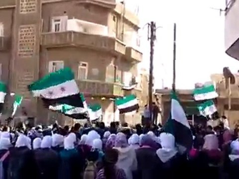 فري برس مظاهرة في دمشق حي برزة فزعة لحمص الجريحة 8 2 2012