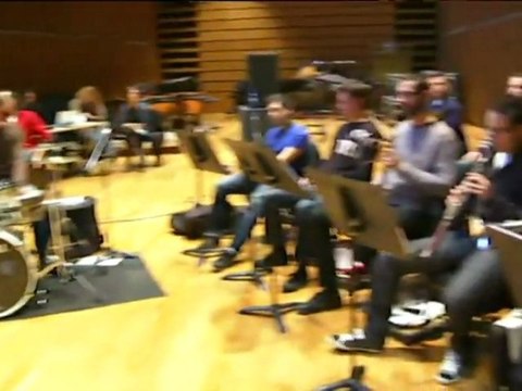 TV3 - Telenotícies - La Cobla Sant Jordi i Niño Josele, junts