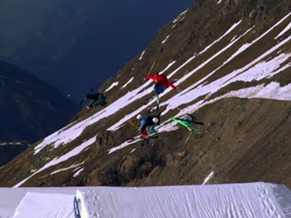 Freestyle Skiing Madness in Kaunertal - Legs of Steel - Park clip