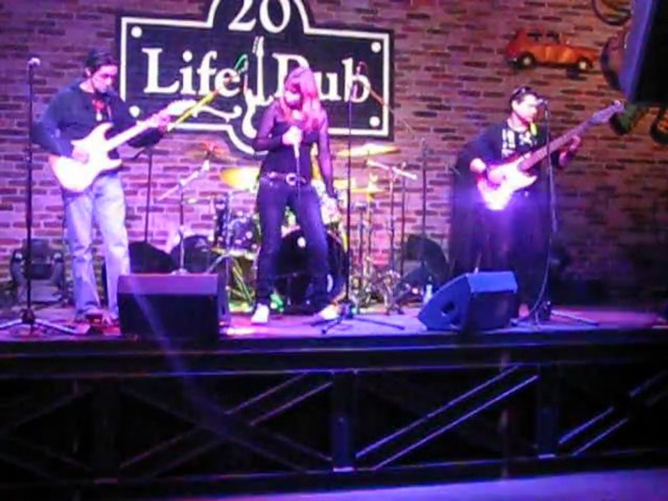 Группа "Донна Роза" - Harvester Of Pain (Pride & Glory cover).