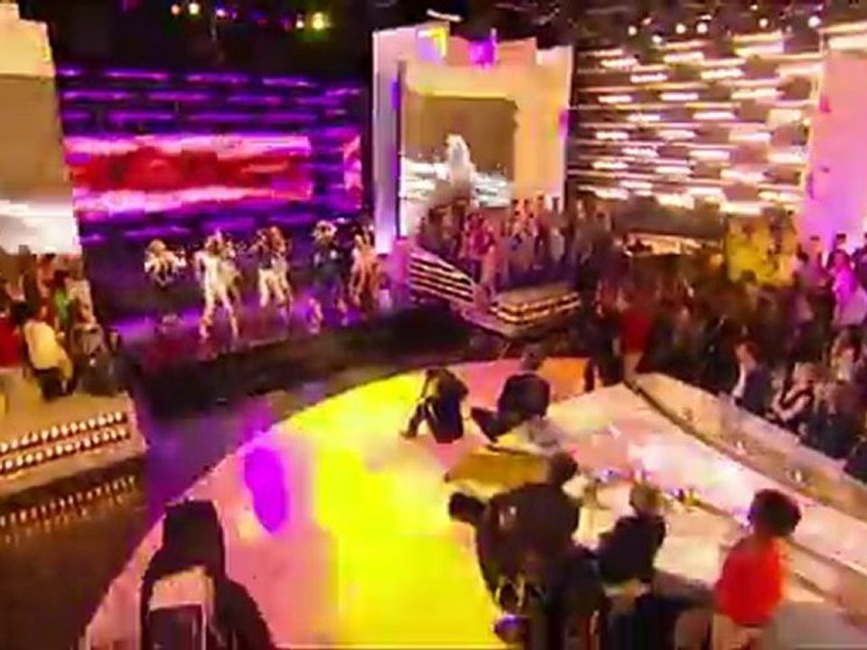 SNSD : The Boys @Canal+ Le Grand Journal (09/02/2012)