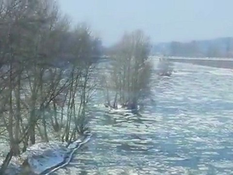 Fleuve La Loire glacée Hiver 2012