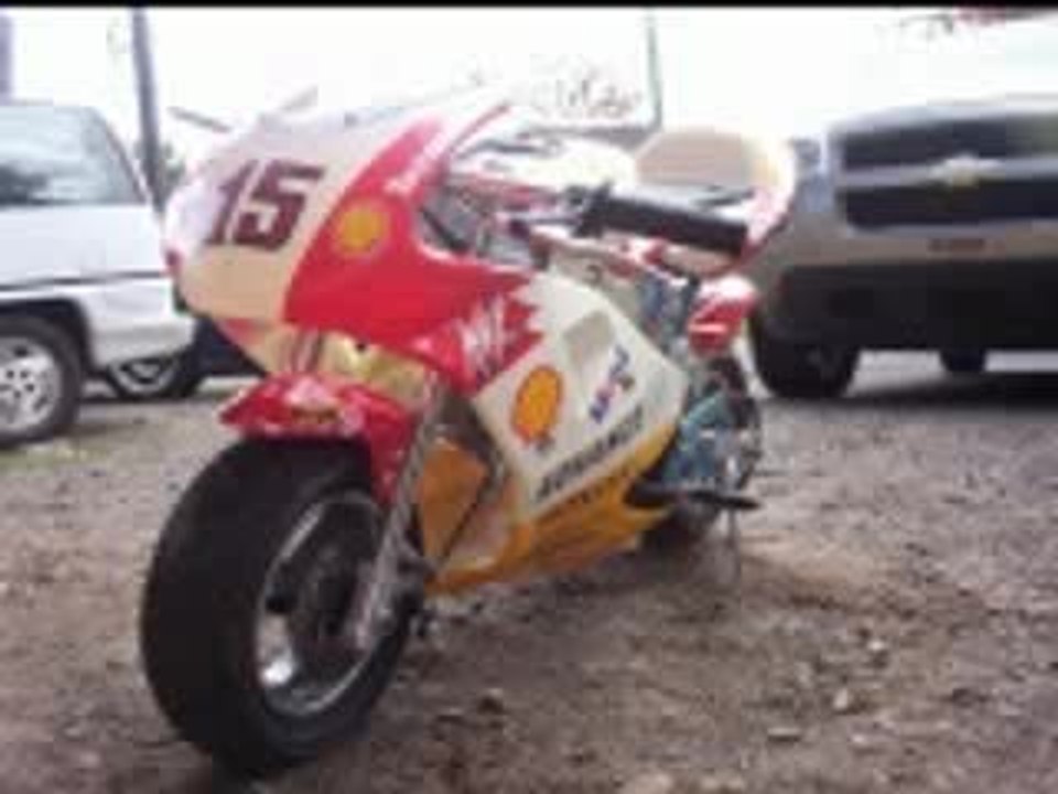 Pockets bikes slalom