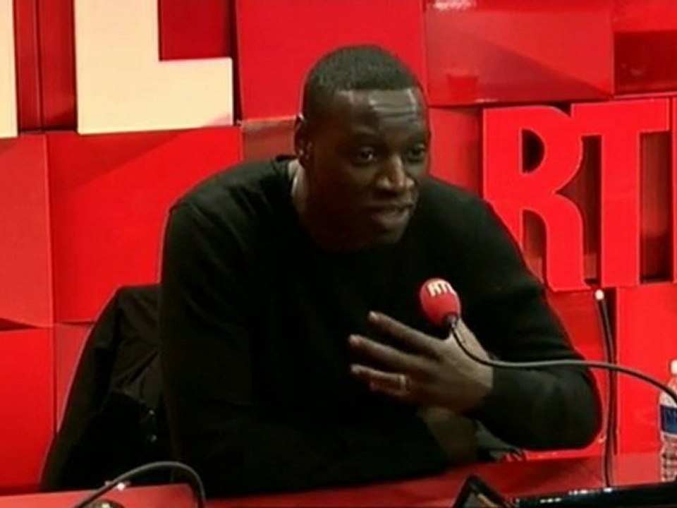 Omar Sy, comédien : "Le fait de sourire et de faire des vannes me permettaient d'approcher les gens"