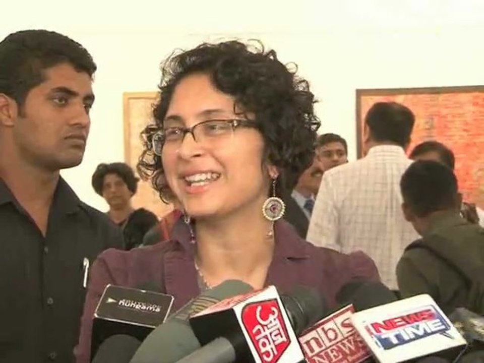 Kiran Rao Inaugurates Sangeeta Gupta's Painting Exhibition