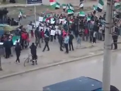 فري برس مظاهرة حي قناة السويس في قامشلو جمعة روسيا تقتل أطفالنا و النفير العام 10 2 2012