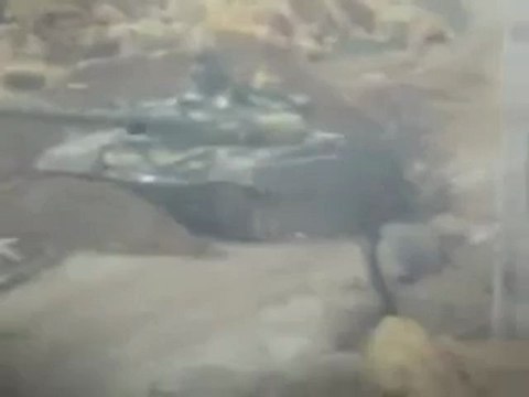 فري برس ريف دمشق الزبداني أحد الدبابات التي تقصف المدينة 7 2 2012