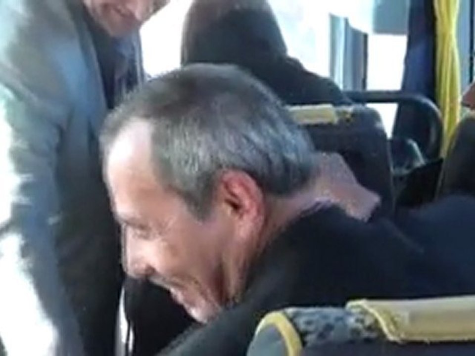 İSTANBUL'A DÖNÜŞ YOLCULUĞU-KAHKAHA TUFANI