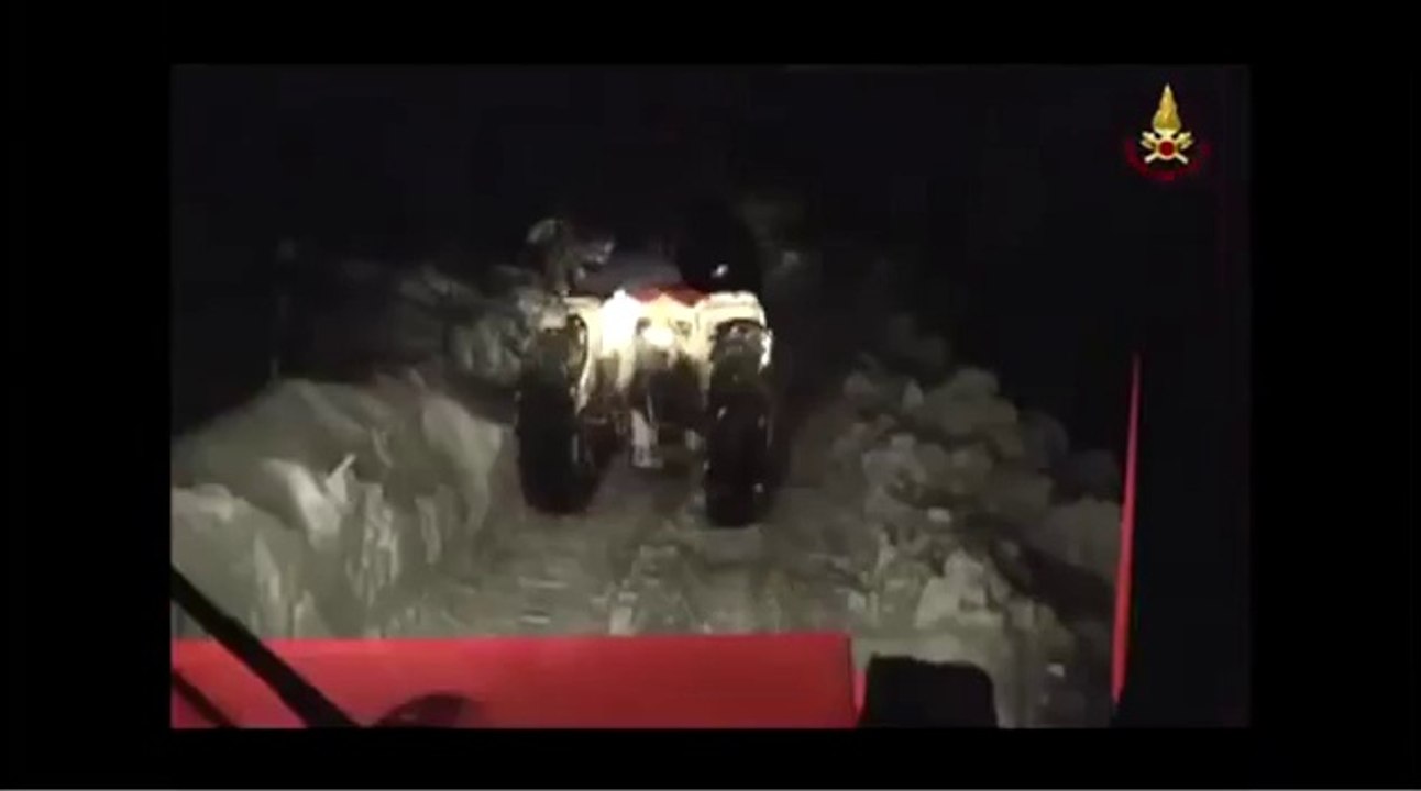 L'Aquila - Emergenza neve - VVF Interventi notturni 1