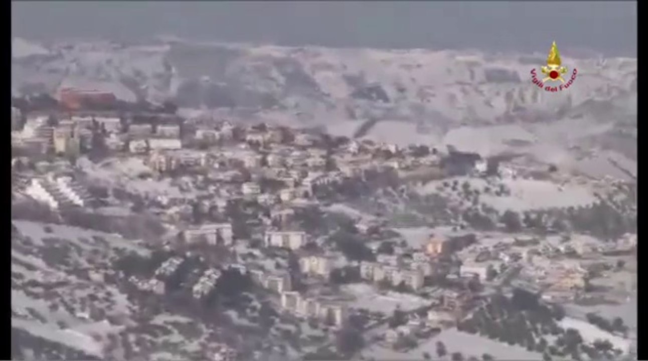 L'Aquila - Emergenza neve - VVF Aeree da Pescara verso L'Aquila 2