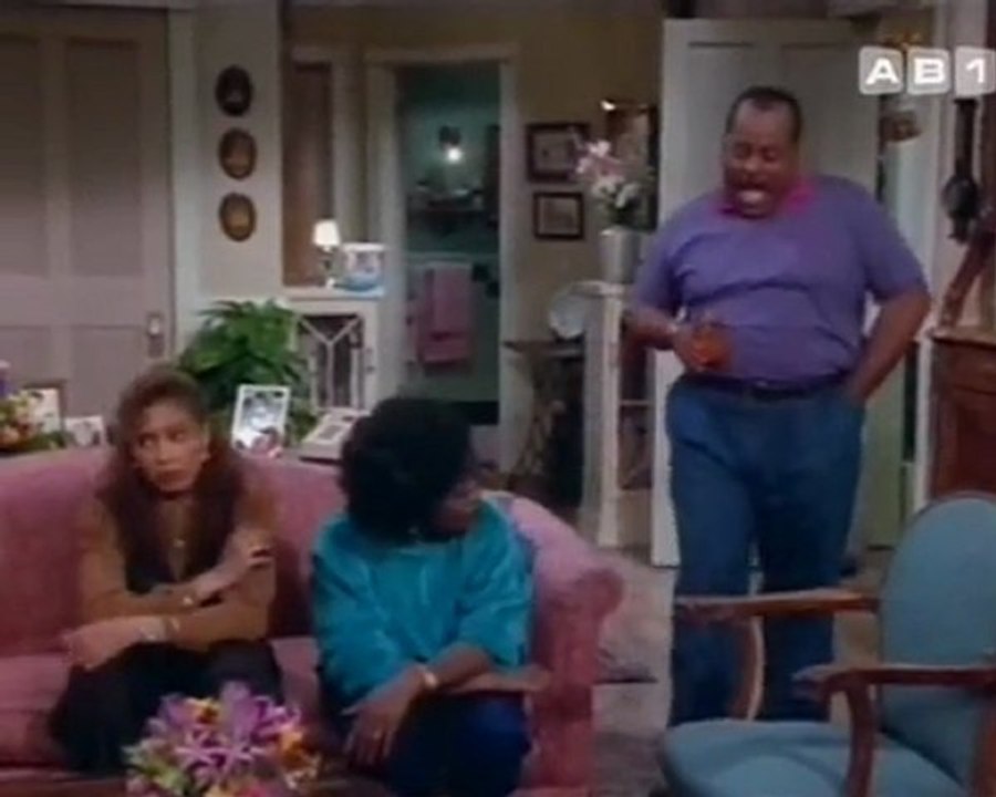 La Vie de Famille S1E21 "Les quilles à la vanille"