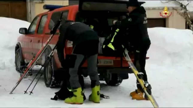 Rimini - Emergenza neve - VVF Intervento con motoslitta