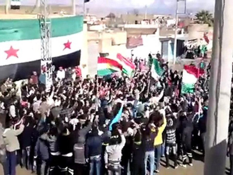 فري برس   قامشلو  جمعة روسيا تقتل أطفالنا نصرة حمص 10 2 2012