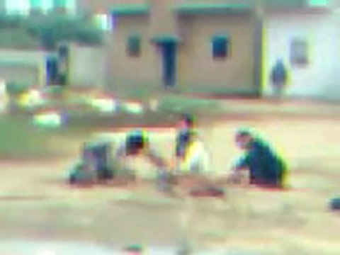 فري برس حمص الحولة المحتلة قنص امرأة من قبل الجيش الاسدي 10 2 2012