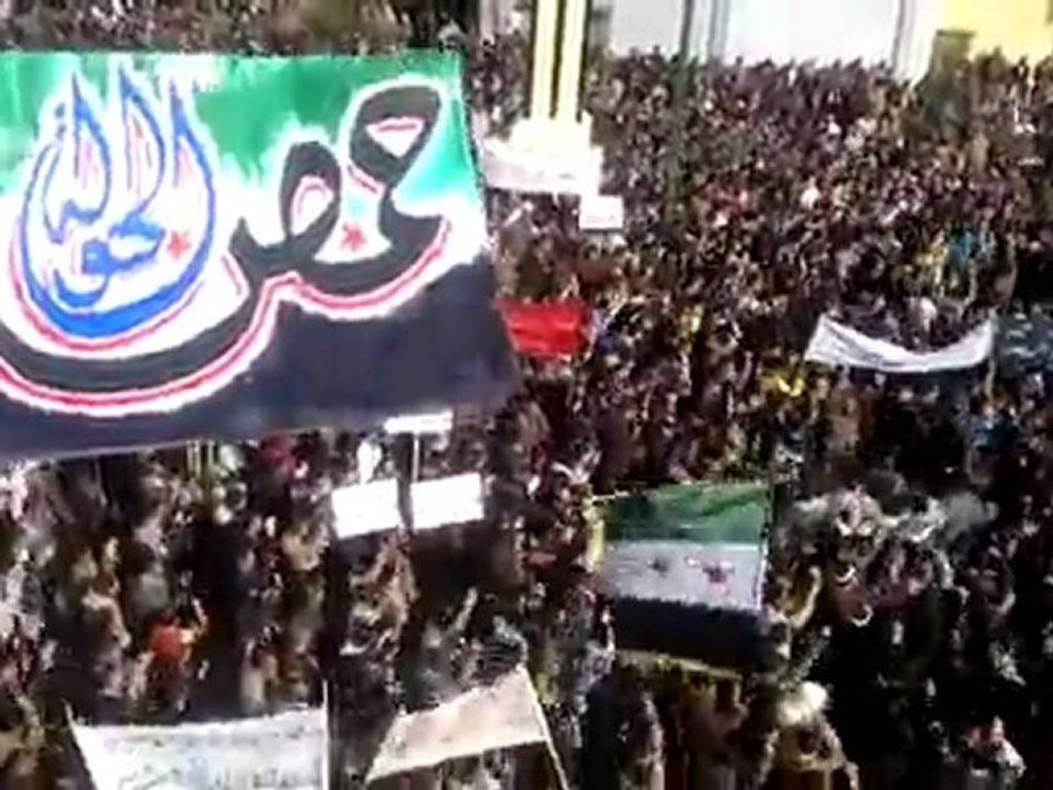 فري برس   حمص الحولة المحتلة    جمعة روسيا تقتل اطفالنا 10 2 2012 ج2