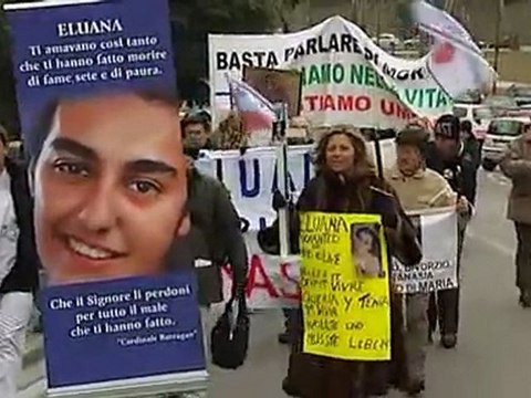 una fiaccolata per ricordare eluana