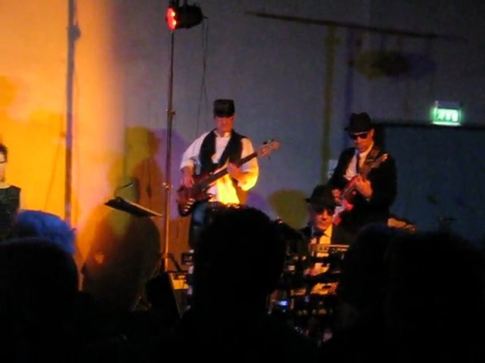 The Buzz concert 11-02-12