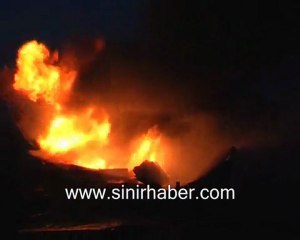 Nusaybin’de Ham Petrol İstasyonunda Korkutan Yangın