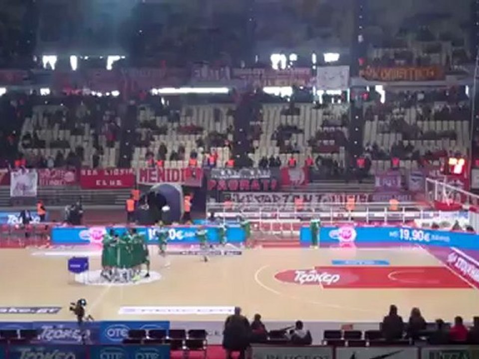 H είσοδος των πρασίνων